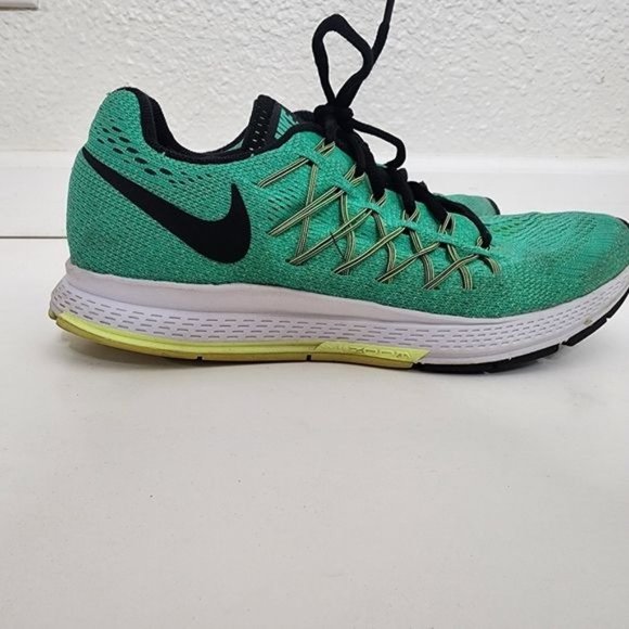 Nike Air Zoom Pegasus 32 in Green Women's Size 9.5 749344-303 - Picture 12 of 14